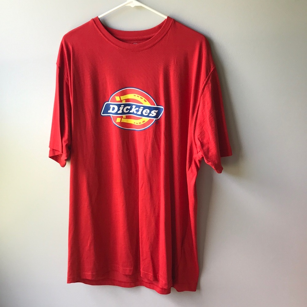 Mens red Dickies tshirt size XL